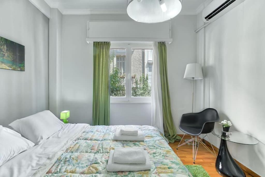 אתונה 2Bdr Olympianzeus Apt With Netflix מראה חיצוני תמונה