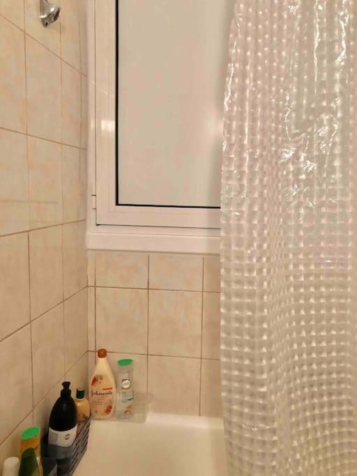 אתונה 2Bdr Olympianzeus Apt With Netflix מראה חיצוני תמונה